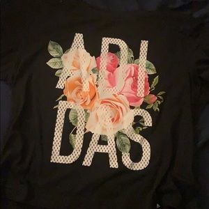 Addias Size small crop top